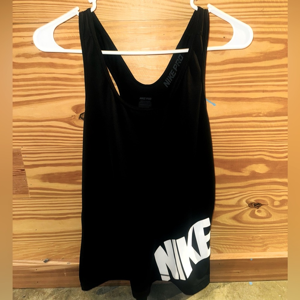 Women’s Nike Tank Top
